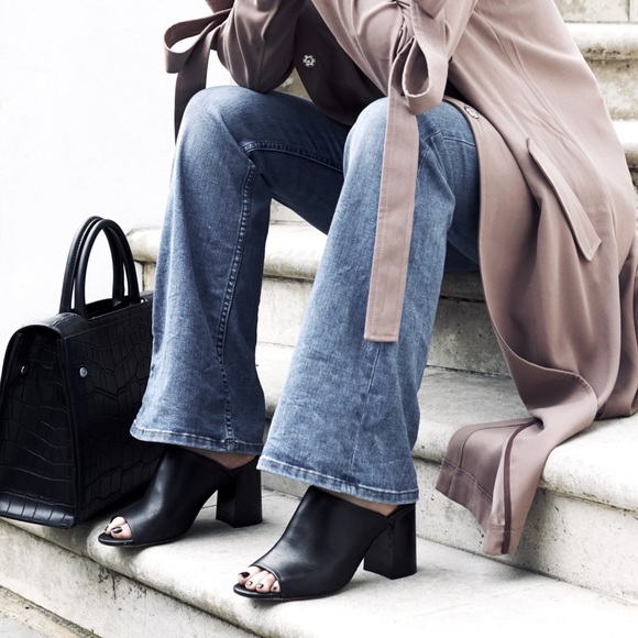 Vigoss Flare Cut Dark Wash Jeans - Picture 1 of 7